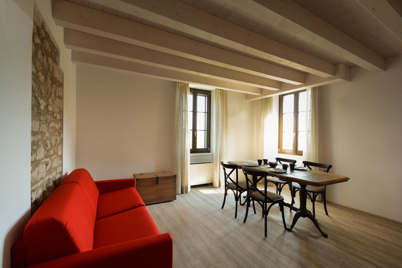 Appartamento con 2 Camere da Letto